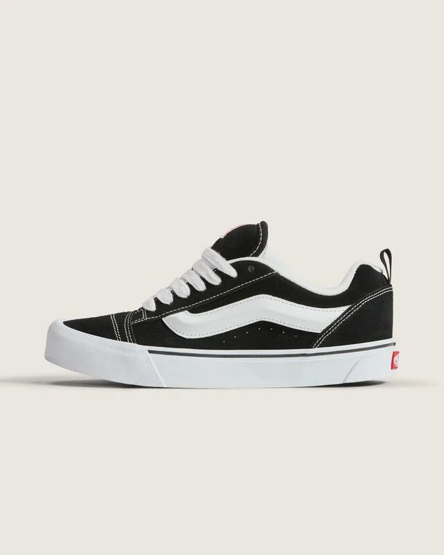 TENIS VANS KNU SKOOL - PRETO COM BRANCO