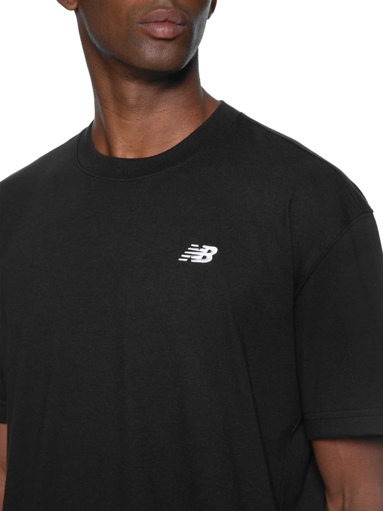 CAMISETA MASC. NB ESSENTIALS SL - PRETO