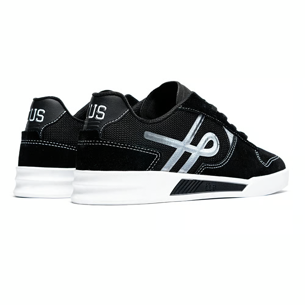 TÊNIS ÖUS GOMES PRT BCO MOVIMENTO ESSENCIAL