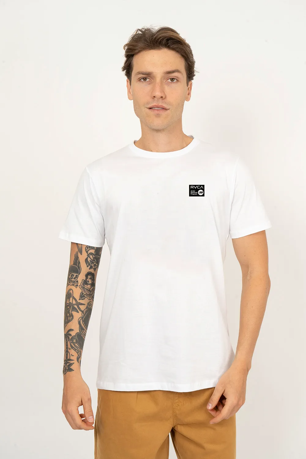 CAMISETA M/C RVCA ANP LABEL - BRANCO