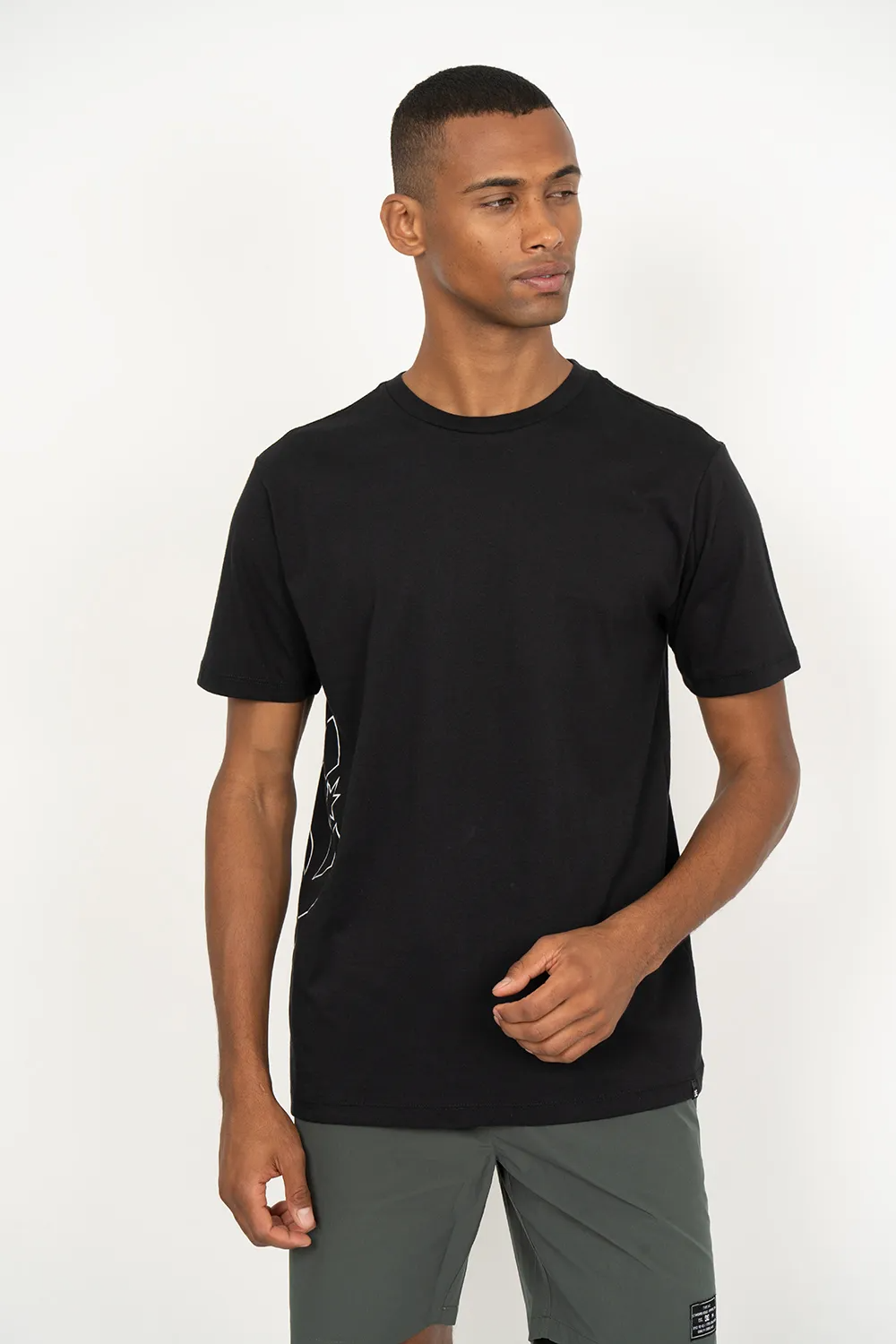 CAMISETA M/C DC LANAI - PRETO