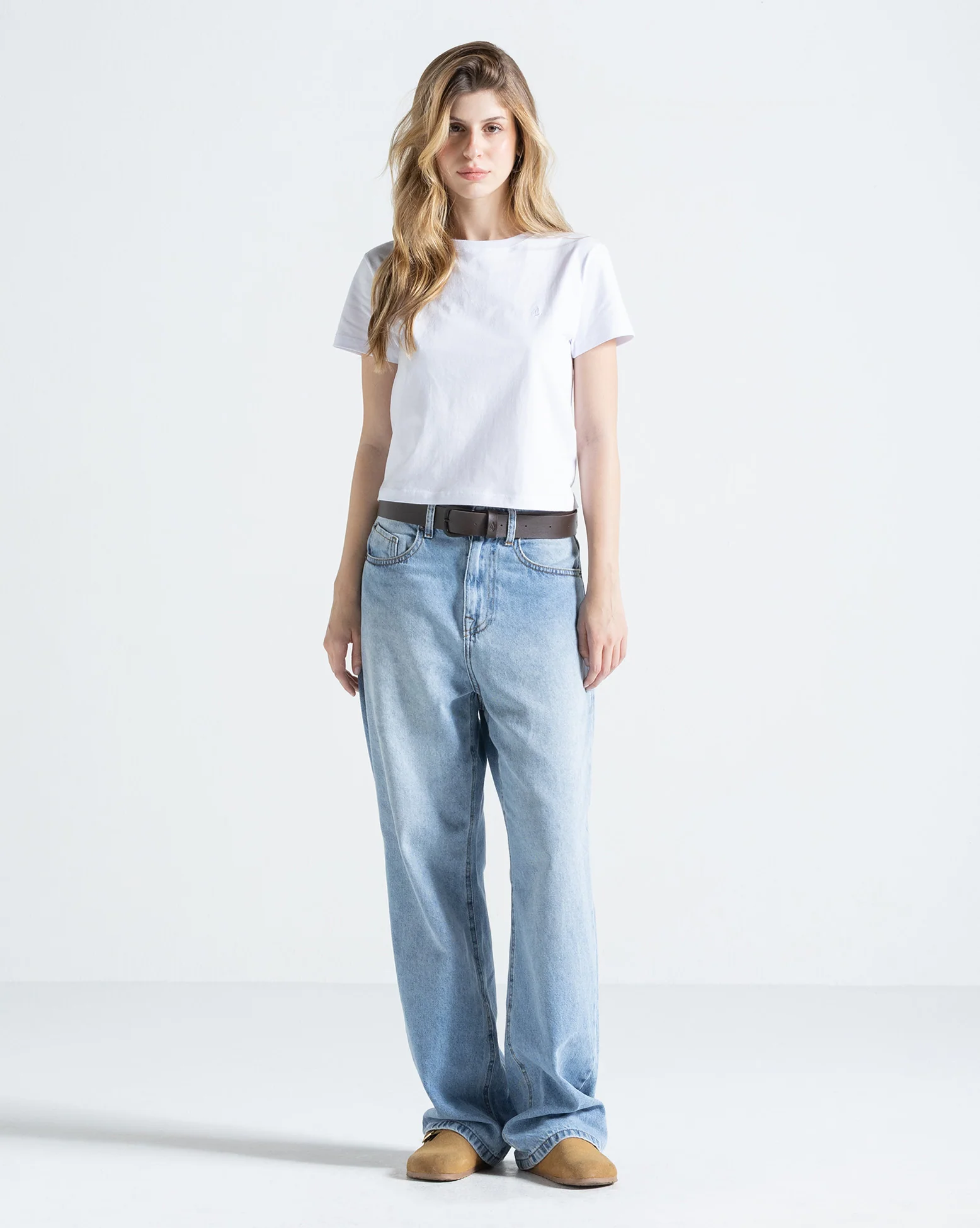CAMISETA VOLCOM SILK MC STONE FEM - BRANCO