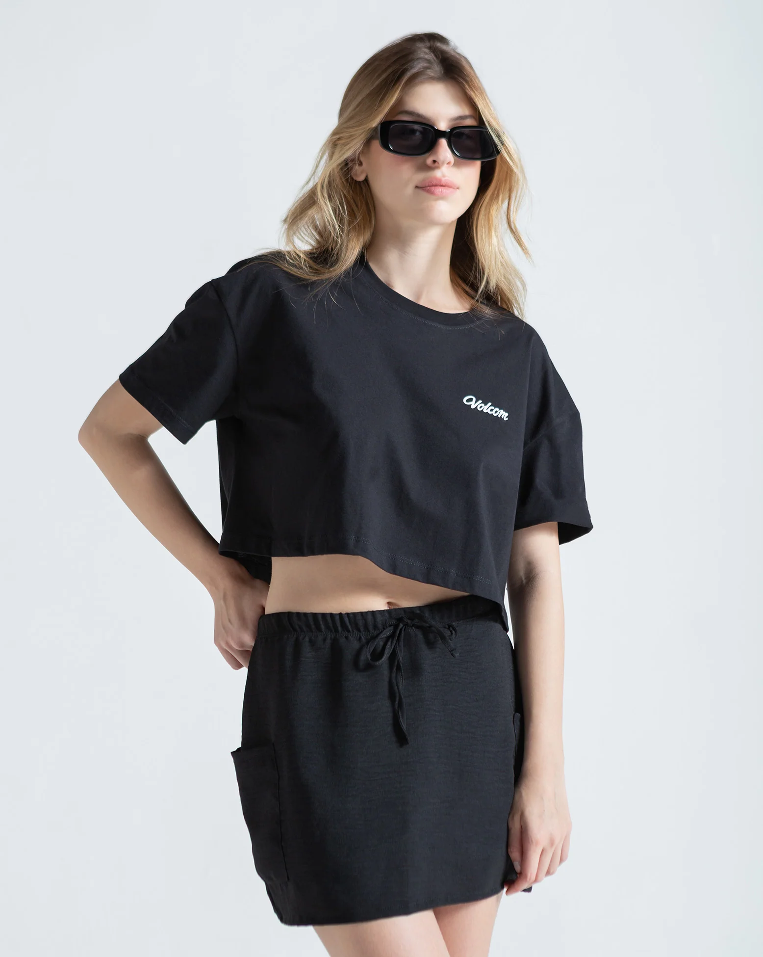 CAMISETA VOLCOM SILK MC SLIP STONE FEM - ...
