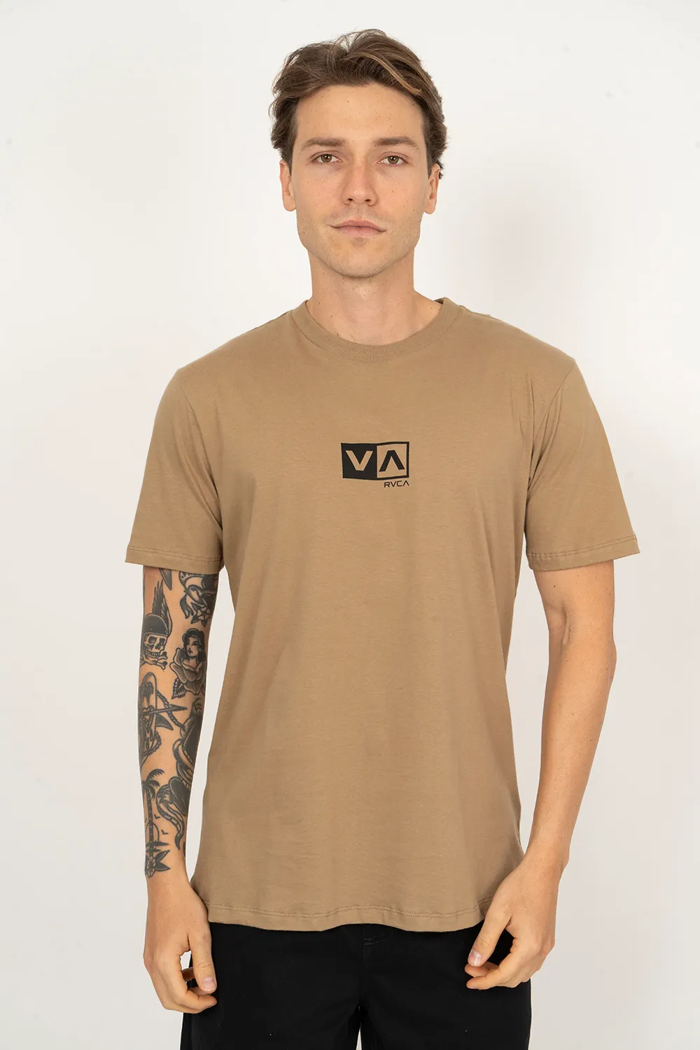 CAMISETA M/C RVCA AMINI BALANCE BOX
