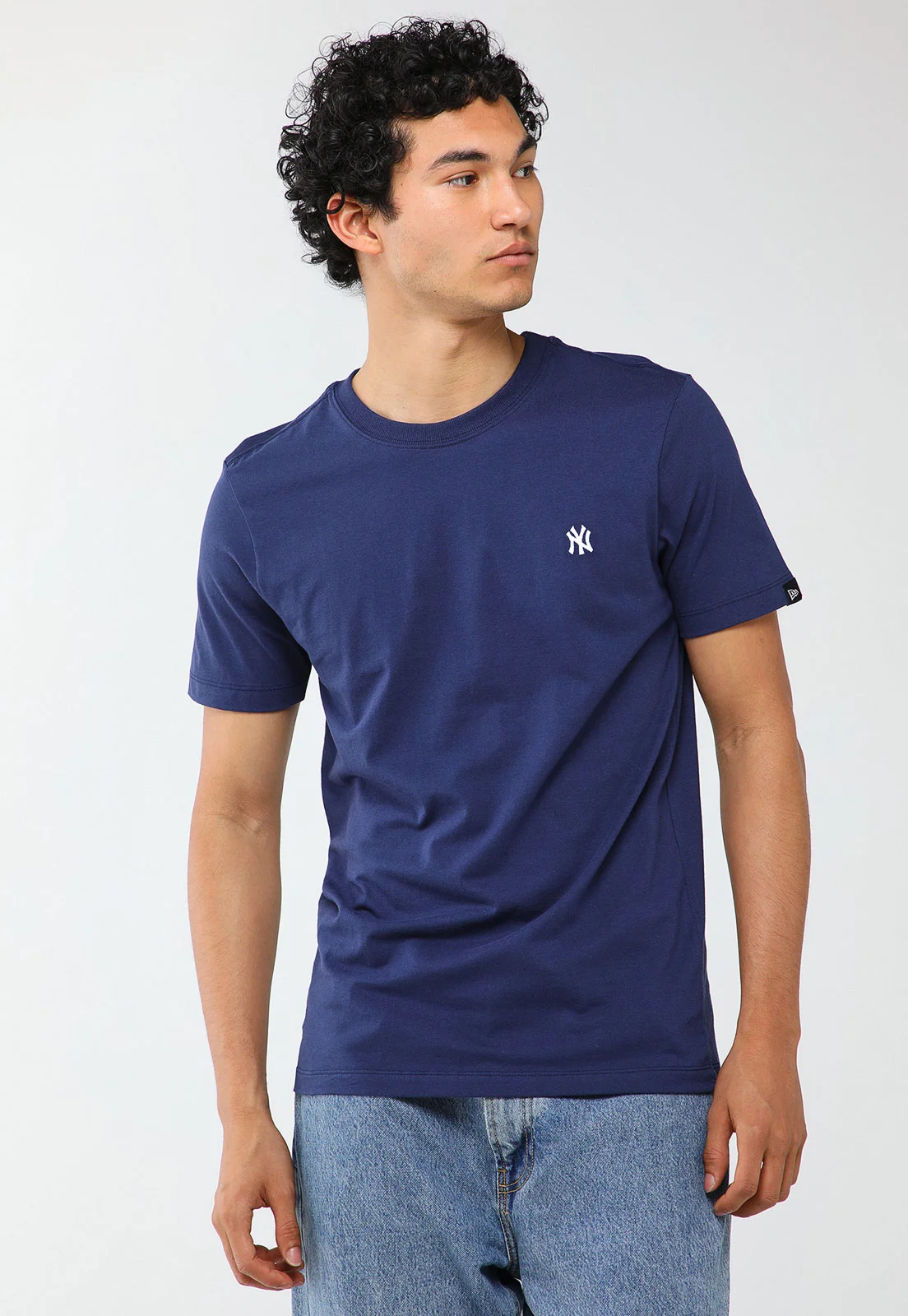 CAMISETA MC NEW ERA MINI BORDADO NEYYAN